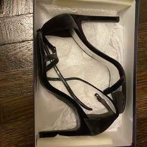 Stuart Weitzman Nudistsong 7.5